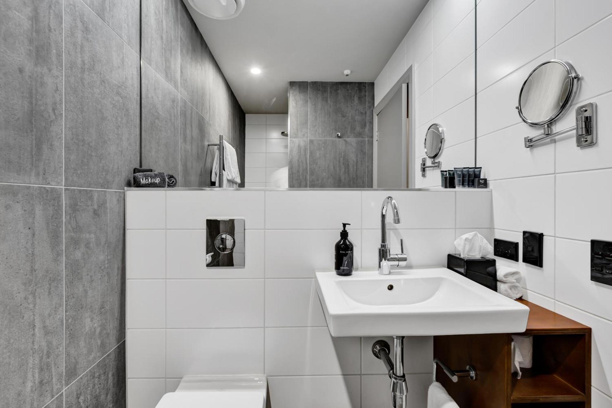 King And Queen Hotel 4*